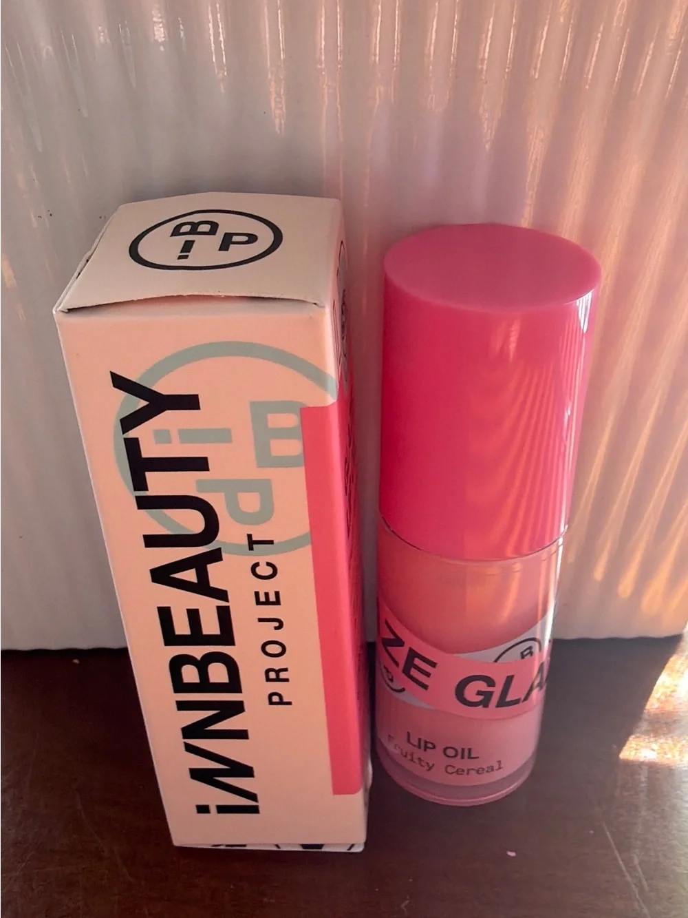 Innbeauty Project   Glaze Lip Oil plumping Hydrating Fruity Cereal (Pink)0.20oz